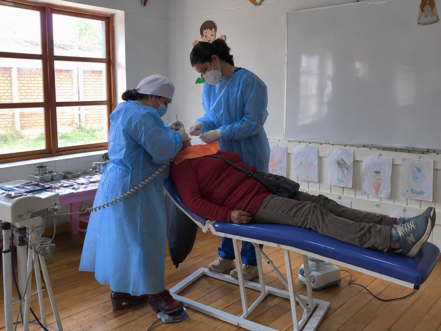 Dental station during a MEDLIFE mobile clinic