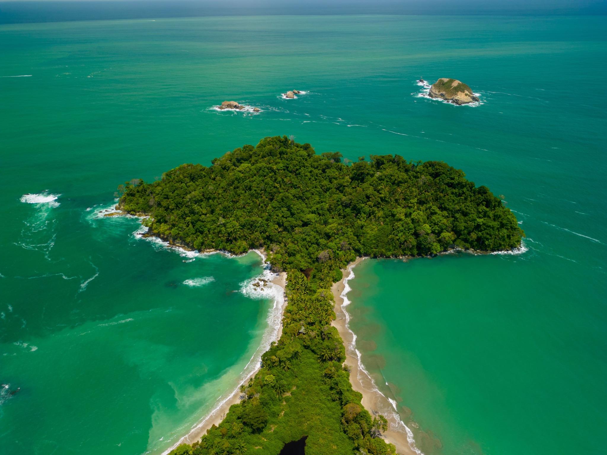 Pacific Charms: Manuel Antonio, Quepos & the South Pacific