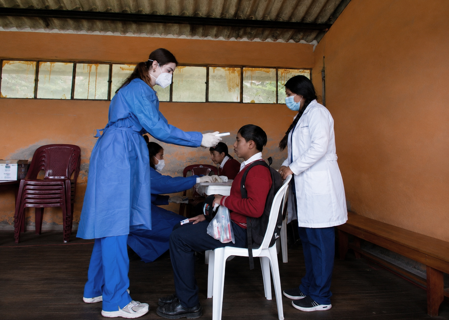 General Medicine station during a MEDLIFE mobile clinic